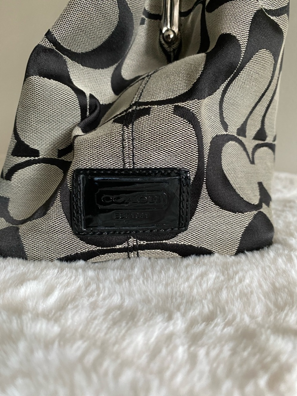 Coach F13533 Signature Kiss Lock Center Satchel (Vintage) - Picture 13 of 15